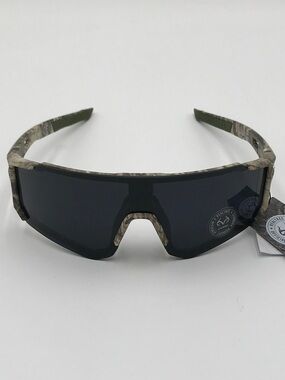 BNWT Men's Realtree Camo Frame Sunglasses